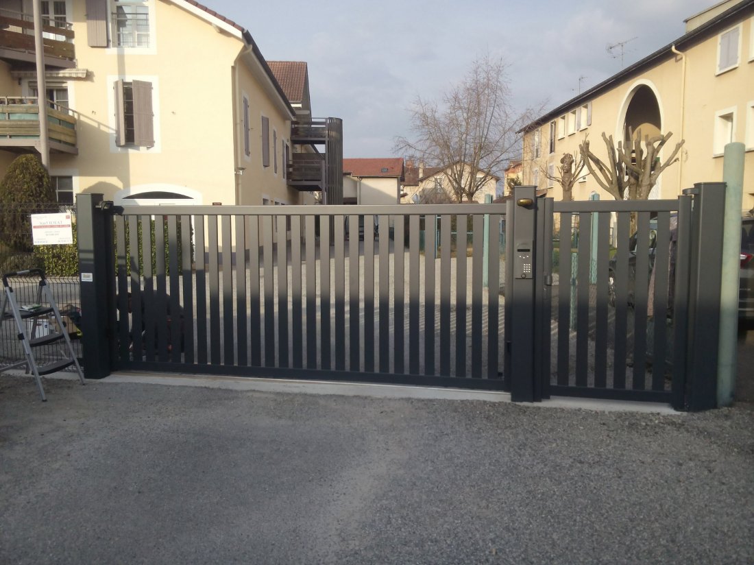 Menuiseries extérieures installées